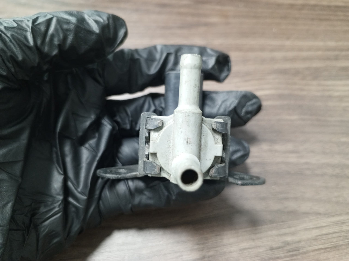 TOYOTA AVANZA VACUUM VALVE (U) [17650-97207]