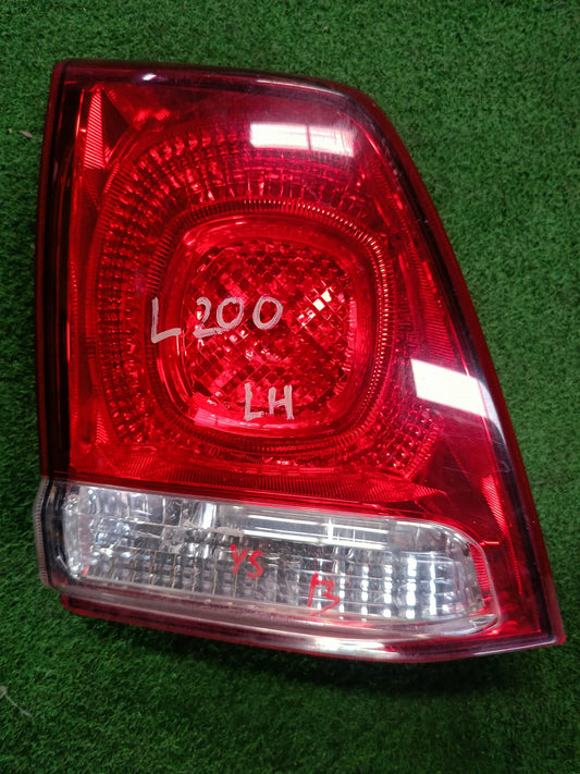TOYOTA LANDCRUISER L200 TAIL LAMP INNER LH (U)[TL00143]