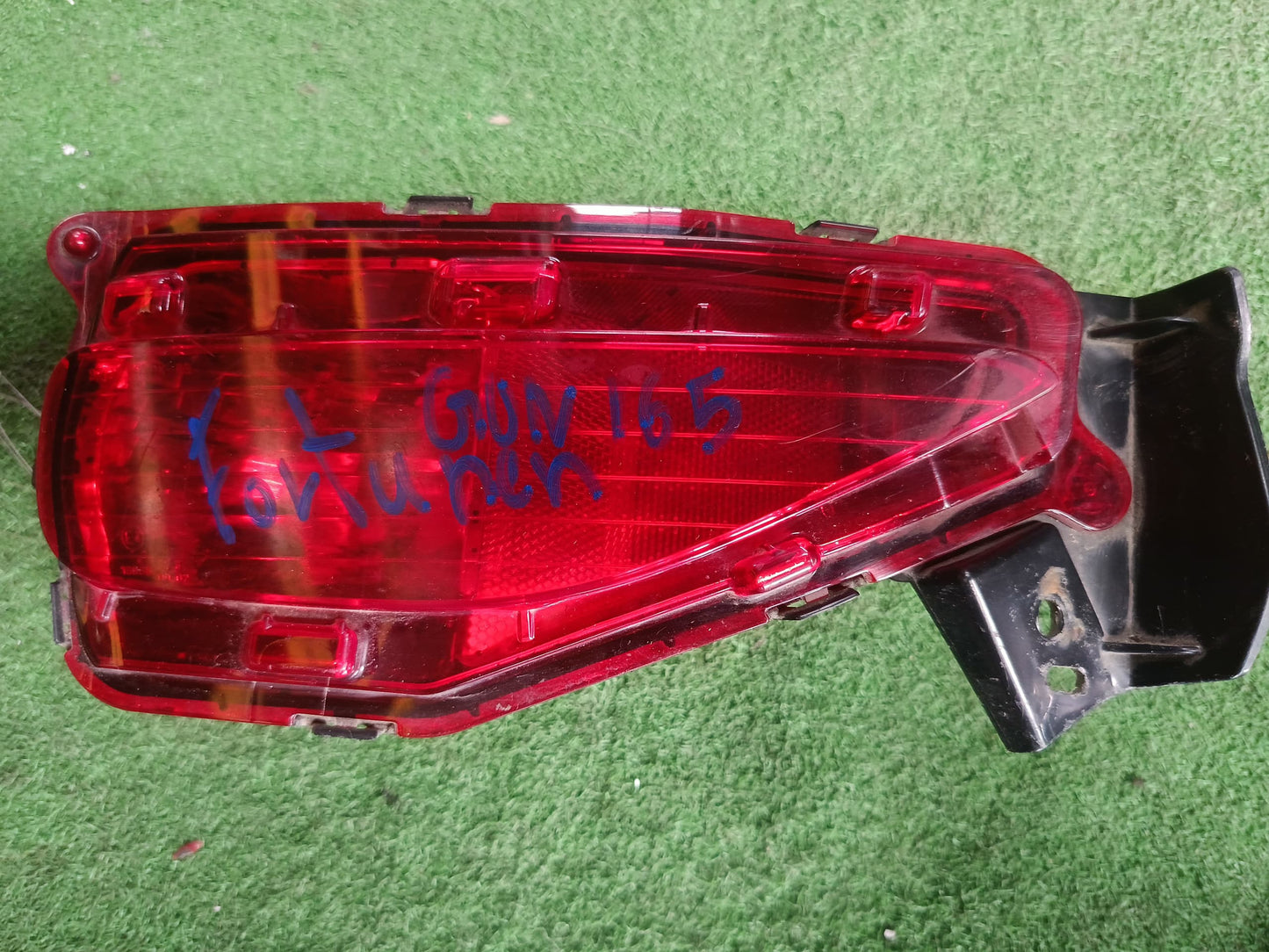 TOYOTA FORTUNER GUN165 TAIL LAMP LH (U) [TL00147]