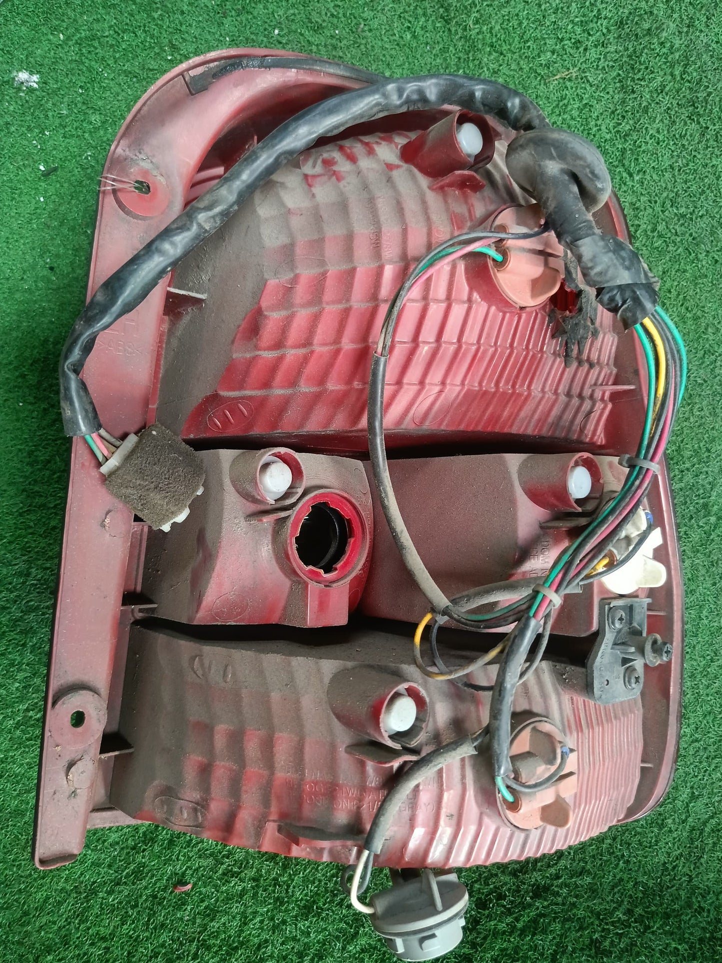 NAZA RIA TAIL LAMP LH (U) [TL00160]