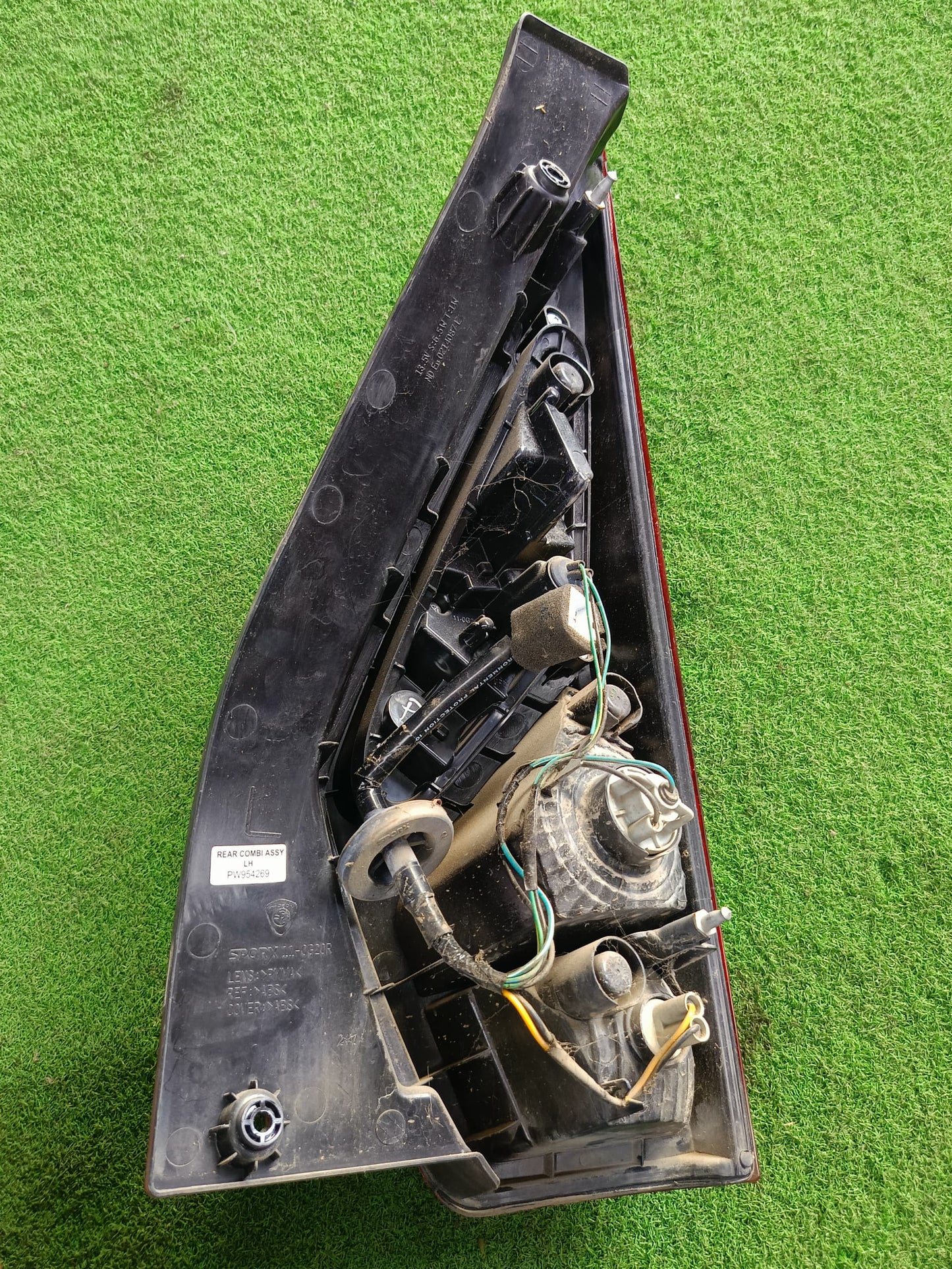 PROTON IRIZ TAIL LAMP LH (U) [TL00170]