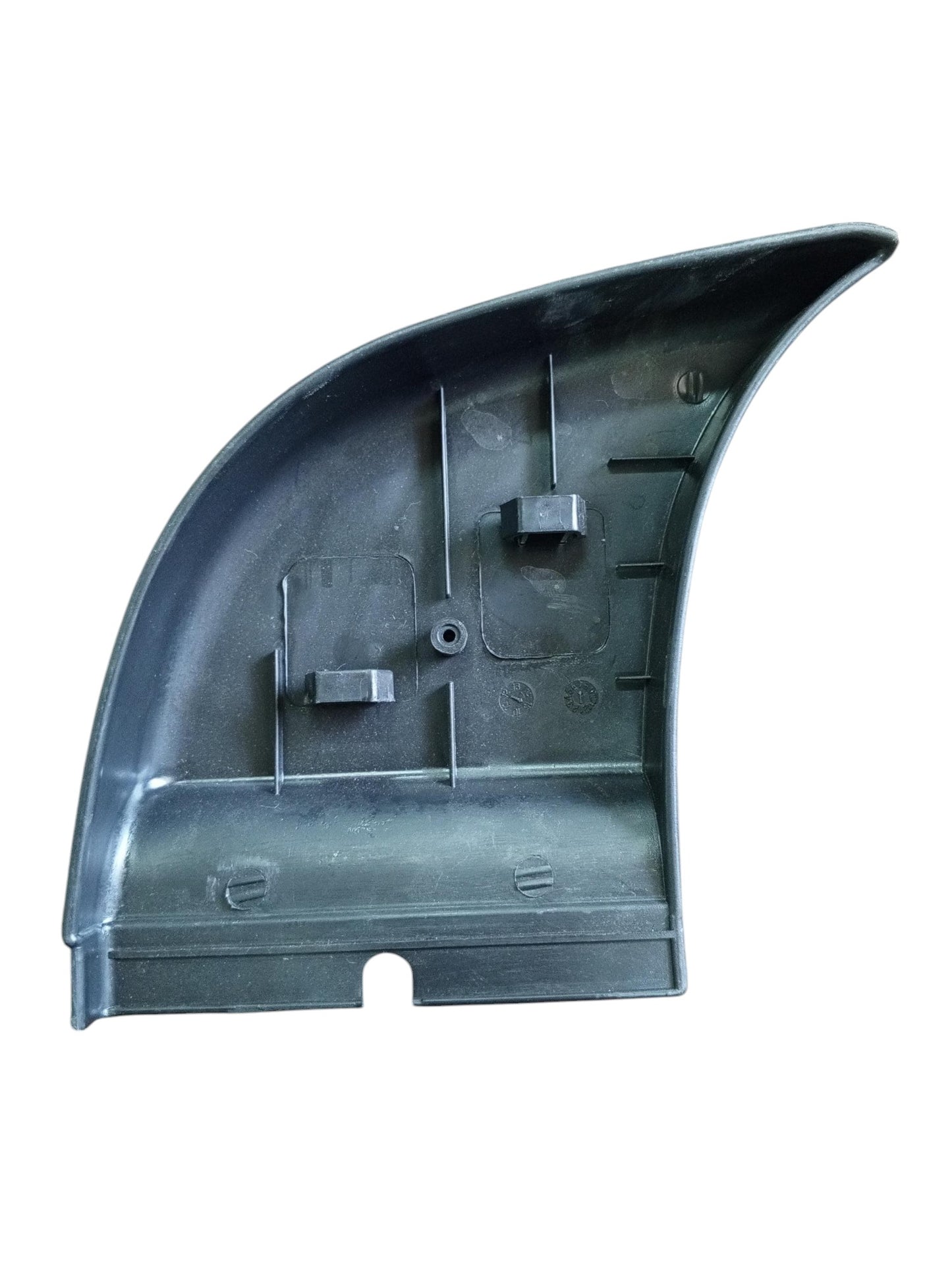 TOYOTA HILUX VIGO REAR BUMPER CORNER CAP RH (NEW) [21-11-BS729-R]
