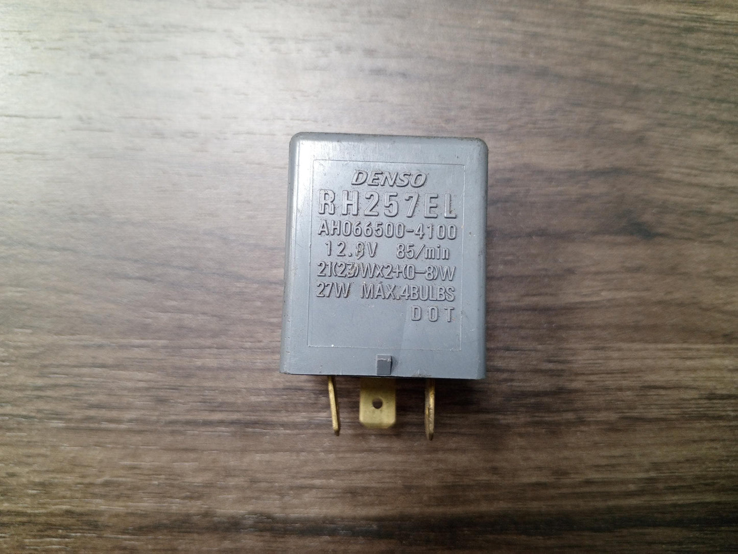 ISUZU DMAX 2010 3.0L FLASHER RELAY (U) [AH066500-4100]