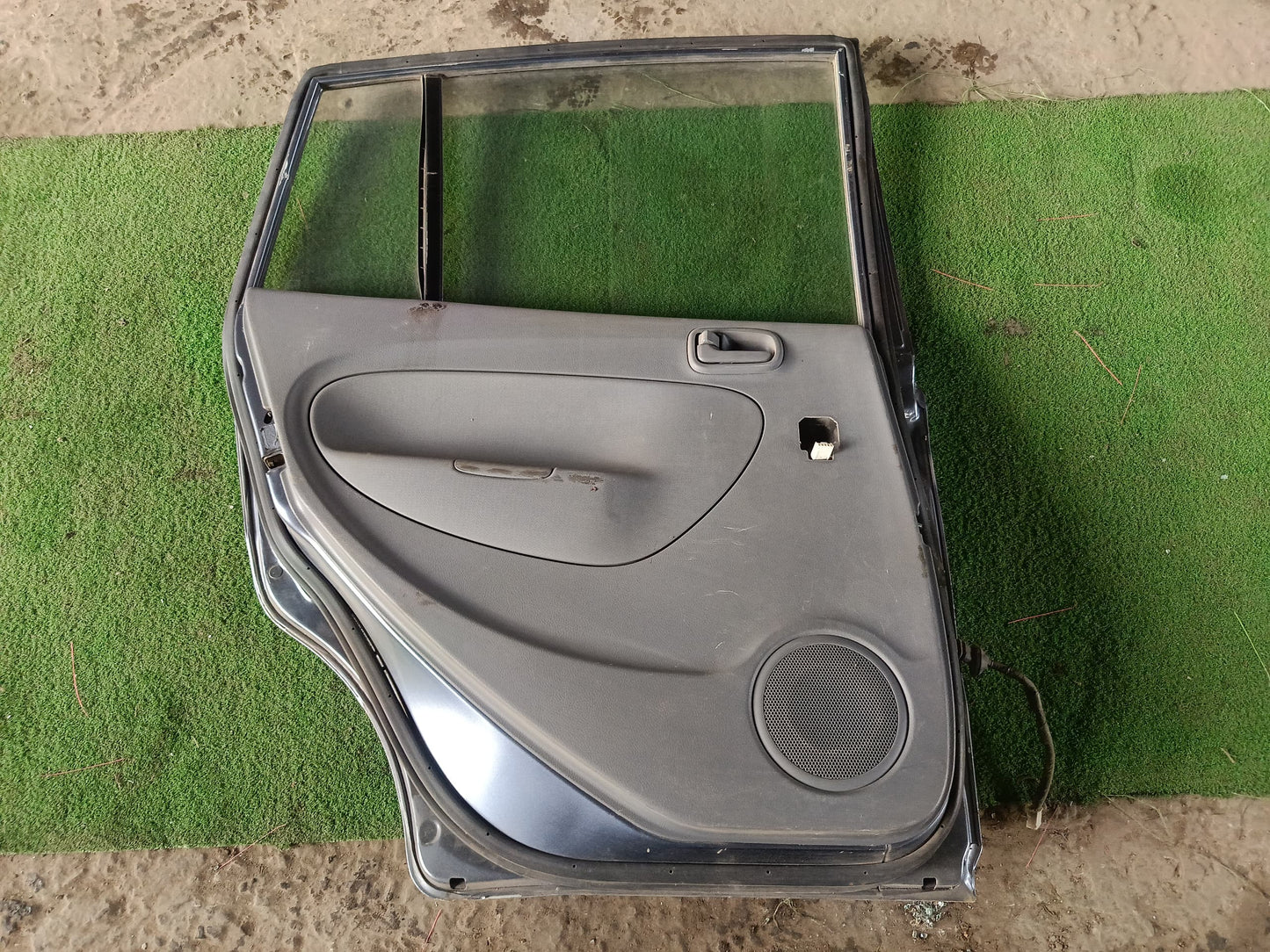 PERODUA VIVA DOOR PANEL RLH COMPLETE BLACK (DP00204)