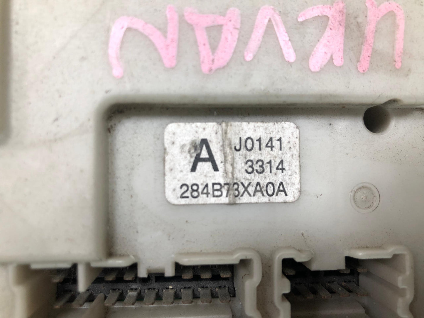 NISSAN URVAN FUSE BOX (284B73XA0A)