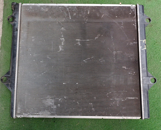 TOYOTA FJ RADIATOR (U)[RAD017)