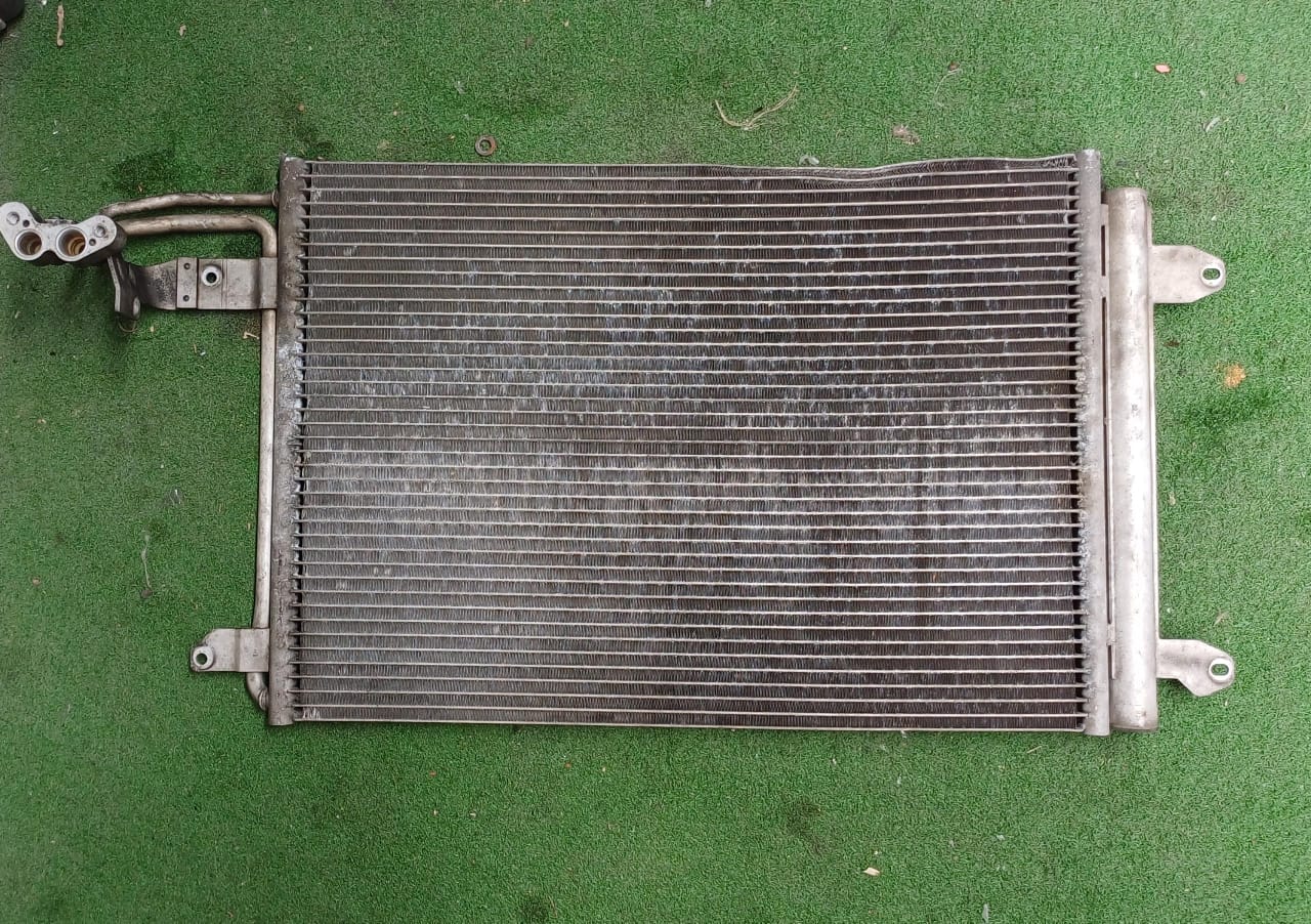 VOLKSWAGEN CONDENSER (U) [1K0820411N]