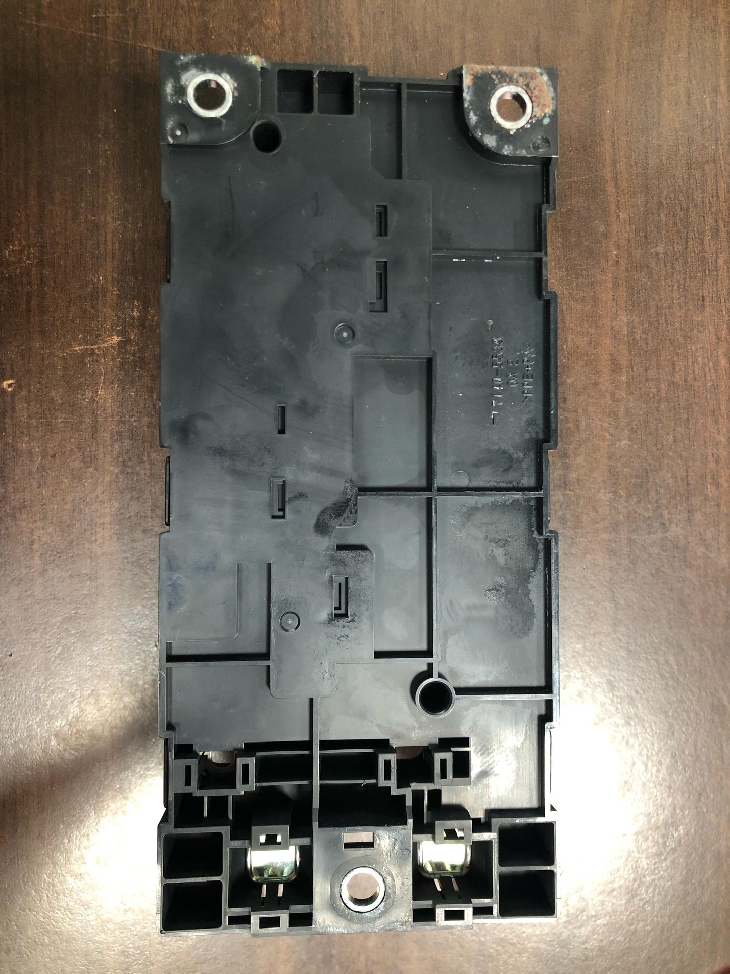 TOYOTA PRIUS BATTERY RELAY JUNCTION BOX (G92Z1-47020)