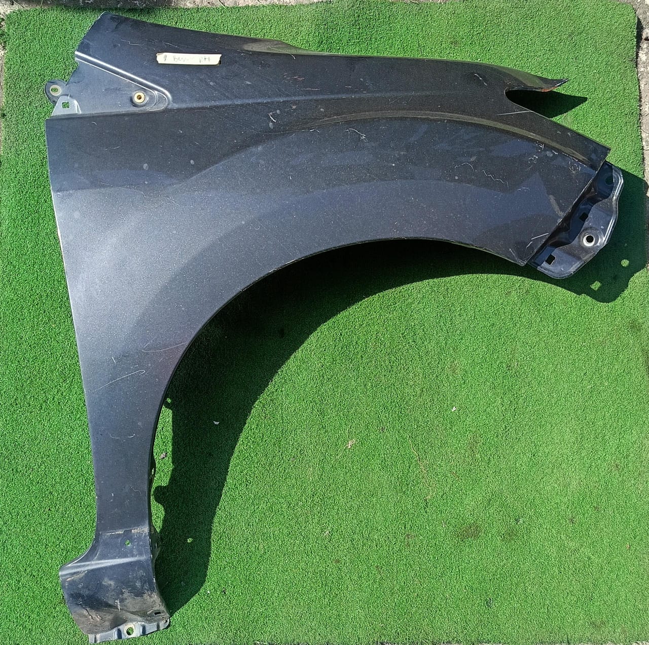 PERODUA BEZZA FRONT FENDER BLACK RH (FFWH074)