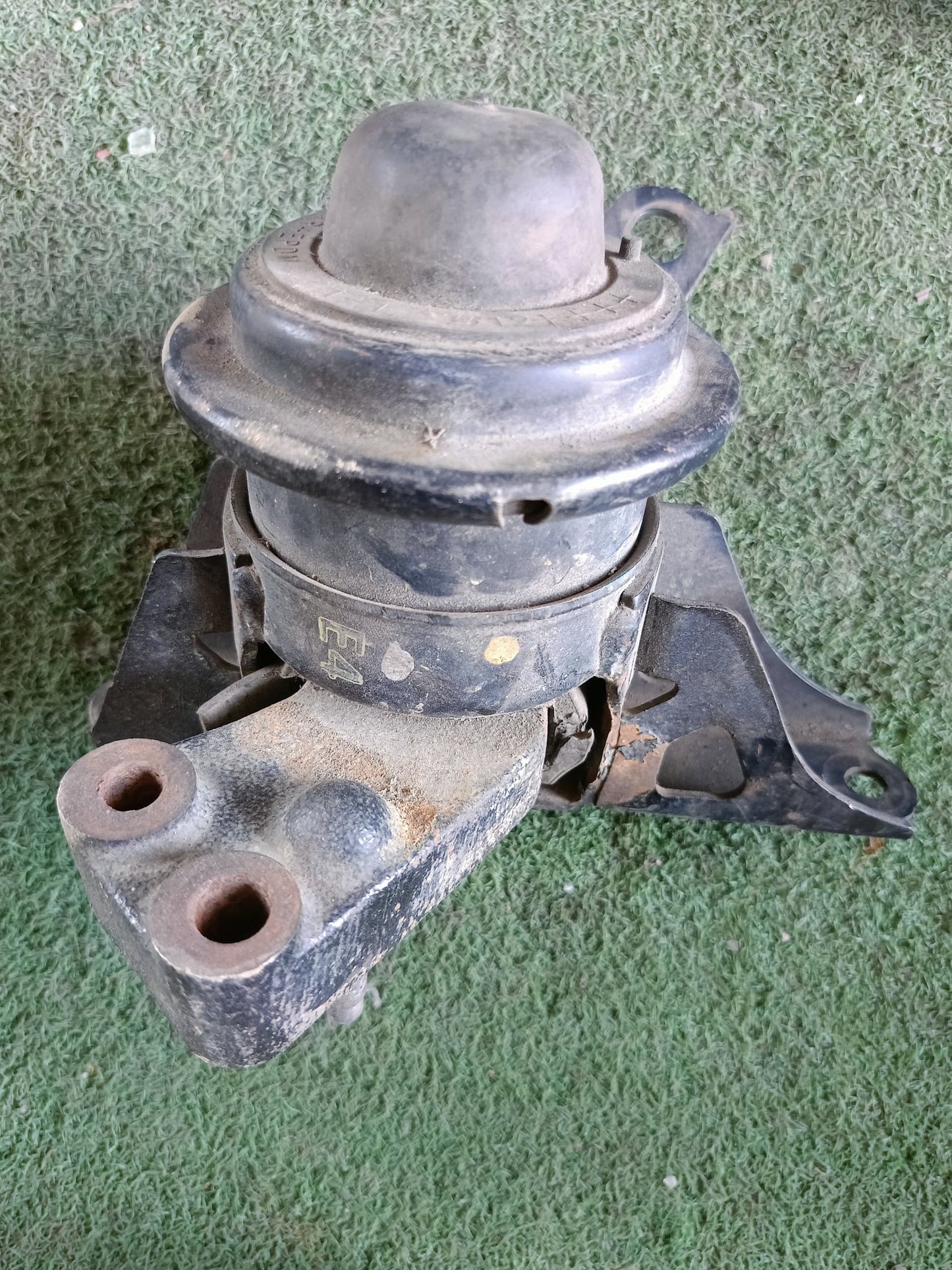 TOYOTA VIOS NCP150 ENGINE MOUNTING RH (EM0055)