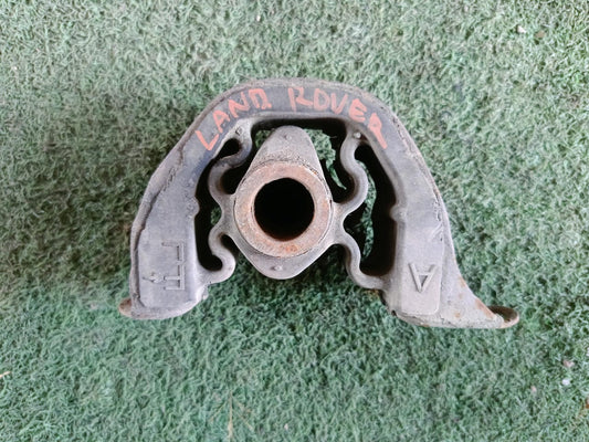 LAND ROVER GEARBOX MOUNTING (EM0057)