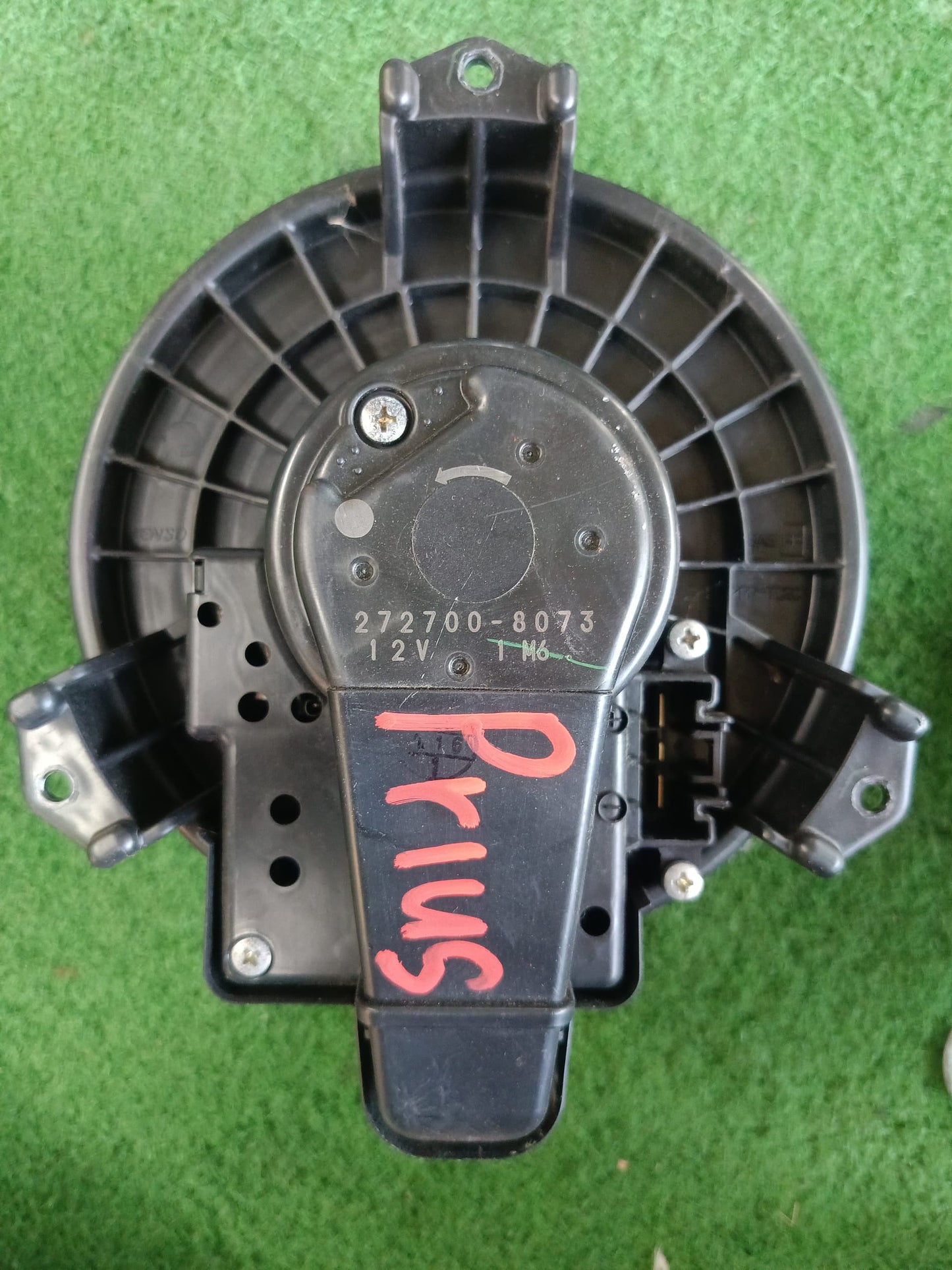 TOYOTA PRIUS BLOWER MOTOR (272700-8073)
