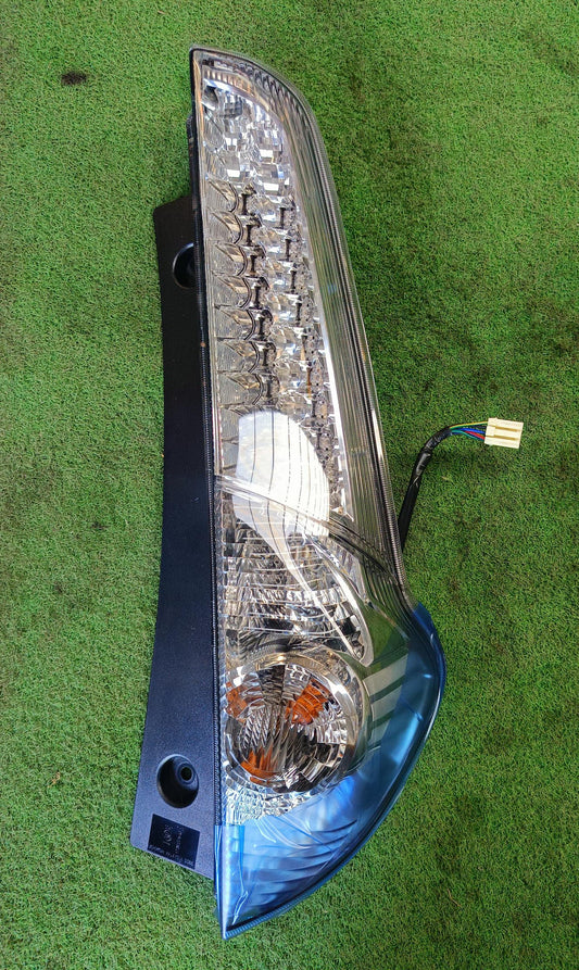 PERODUA ALZA D53L 18 TAIL LAMP RH (G) (81550-BZ230) (NEW)