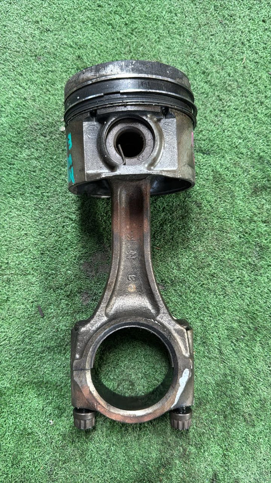 NISSAN URVAN E25 ZD30 3.0 (PST00003) PISTON CONROD