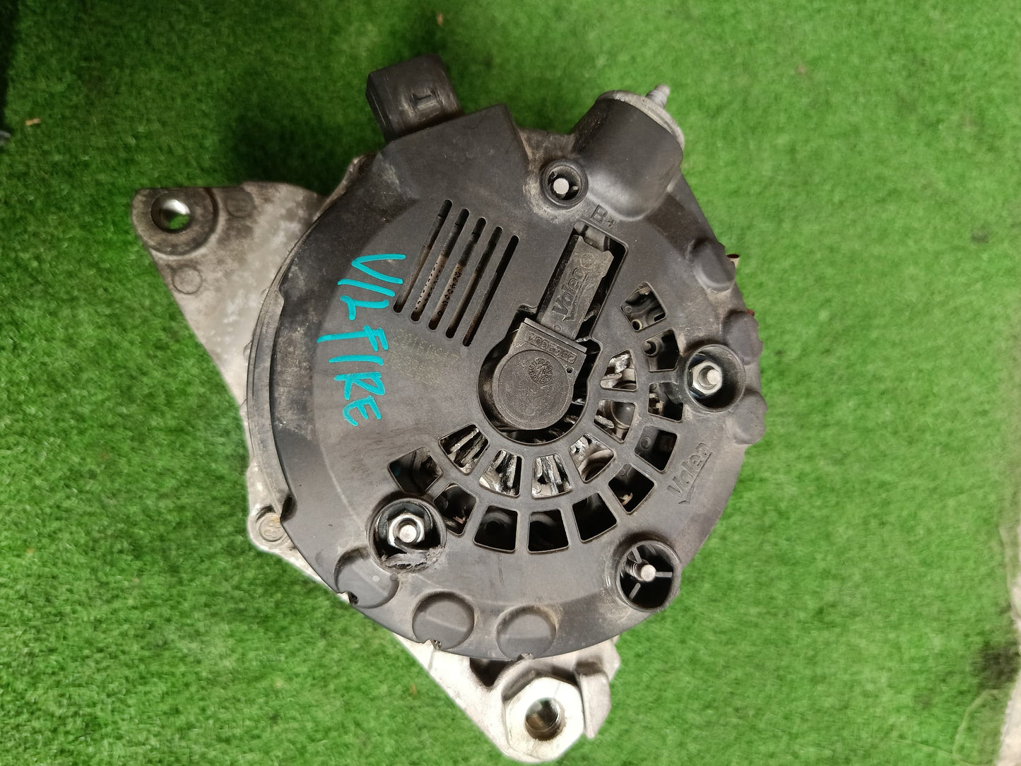 TOYOTA VELLFIRE ALTERNATOR (27060-0V280)