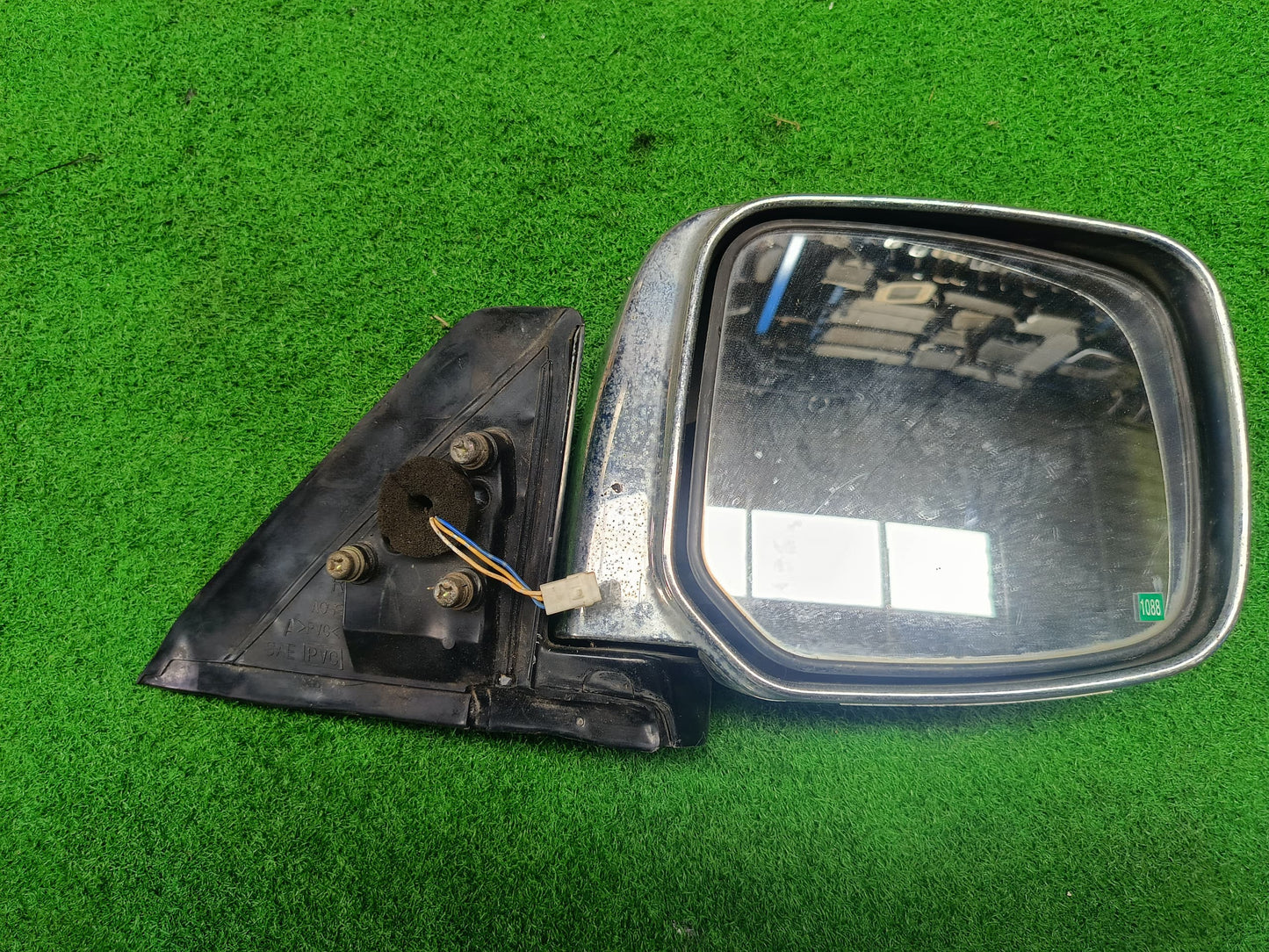 MITSUBISHI STORM SIDE MIRROR RH 3WIRE SILVER (SM9000)