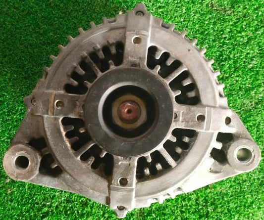 LAND ROVER ALTERNATOR (YLE102480)