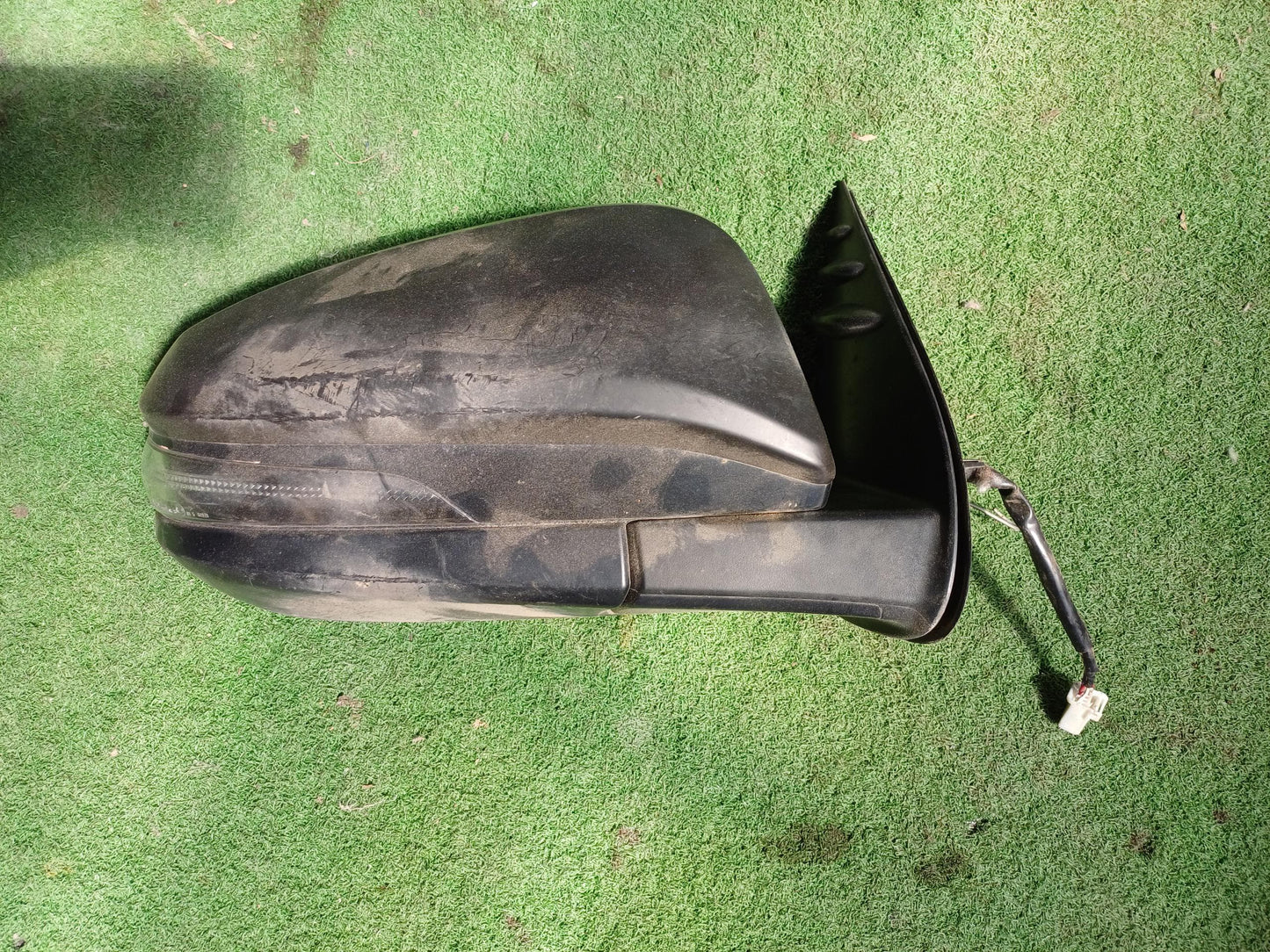 TOYOTA HILUX REVO SIDE MIRROR RH (U) [SM00103]