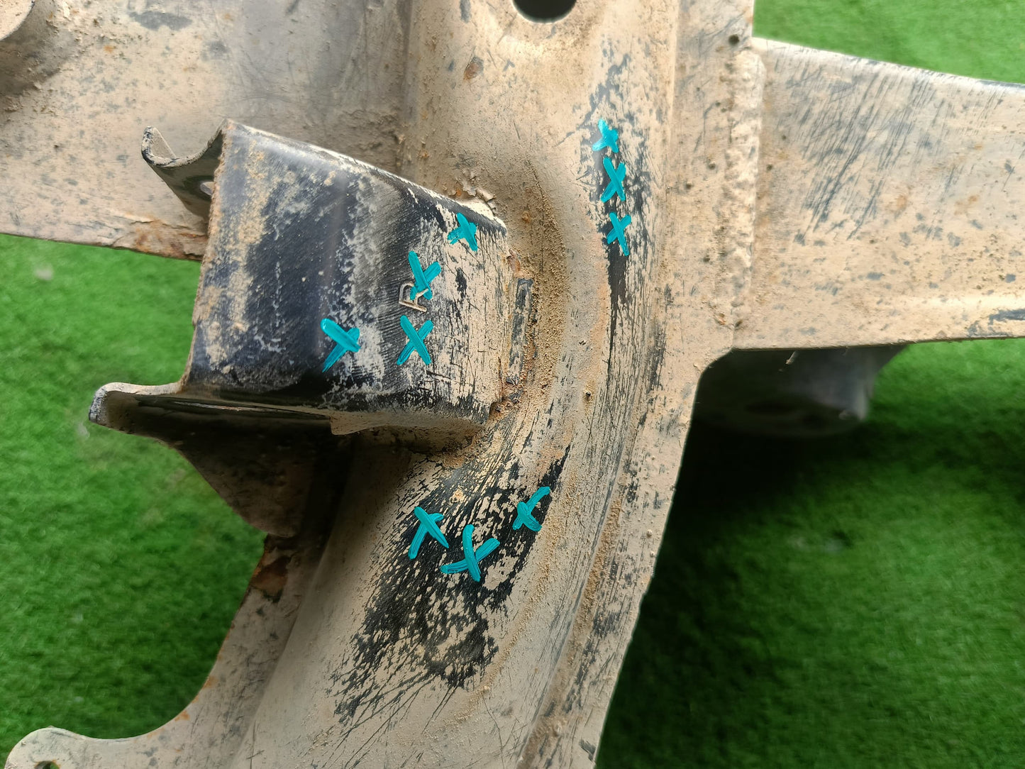 TOYOTA WISH ANE10 CROSSMEMBER REAR (U) [CMB017]