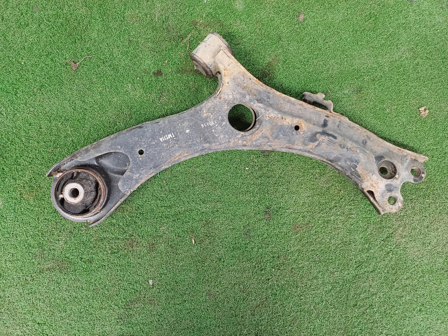 HONDA CITY LOWER ARM RH (U) [LAM047]