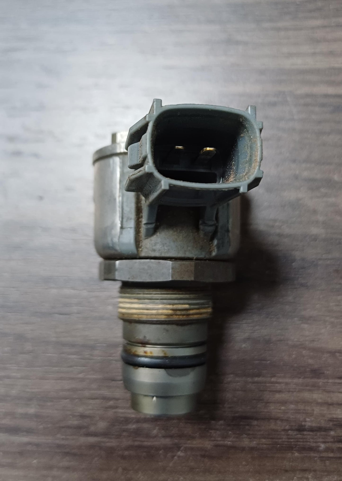 TOYOTA HILUX REVO FUEL PRESSURE SENSOR (U) [FP002]