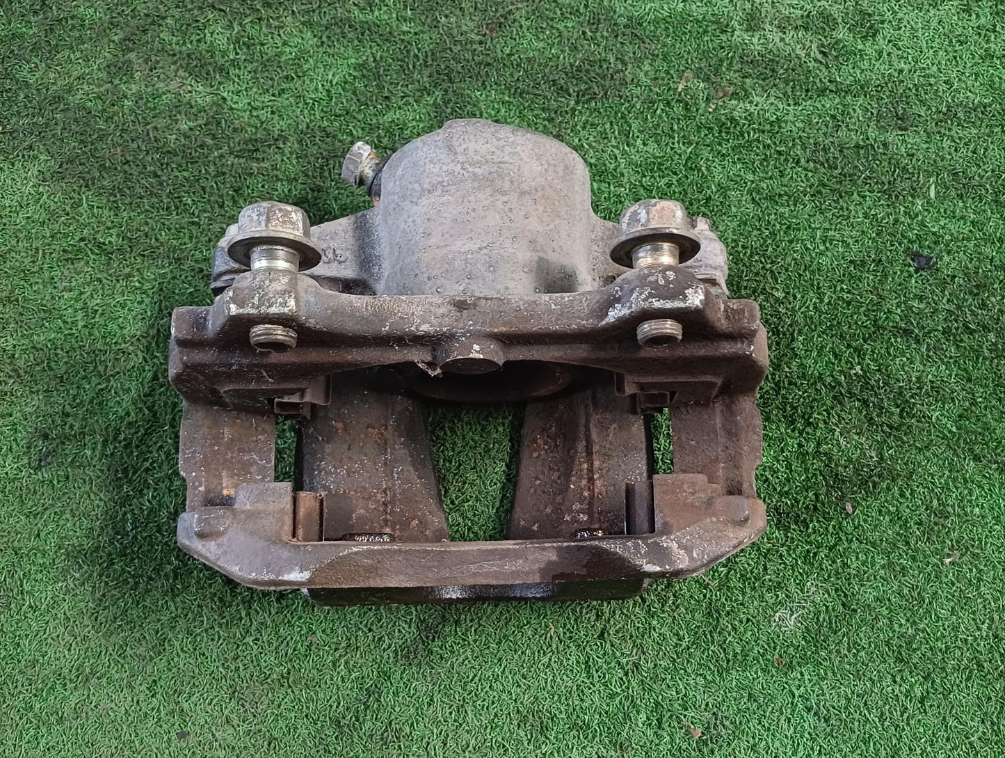 PROTON PERSONA/GEN2 BRAKE CALIPER LH (U) [BC040]