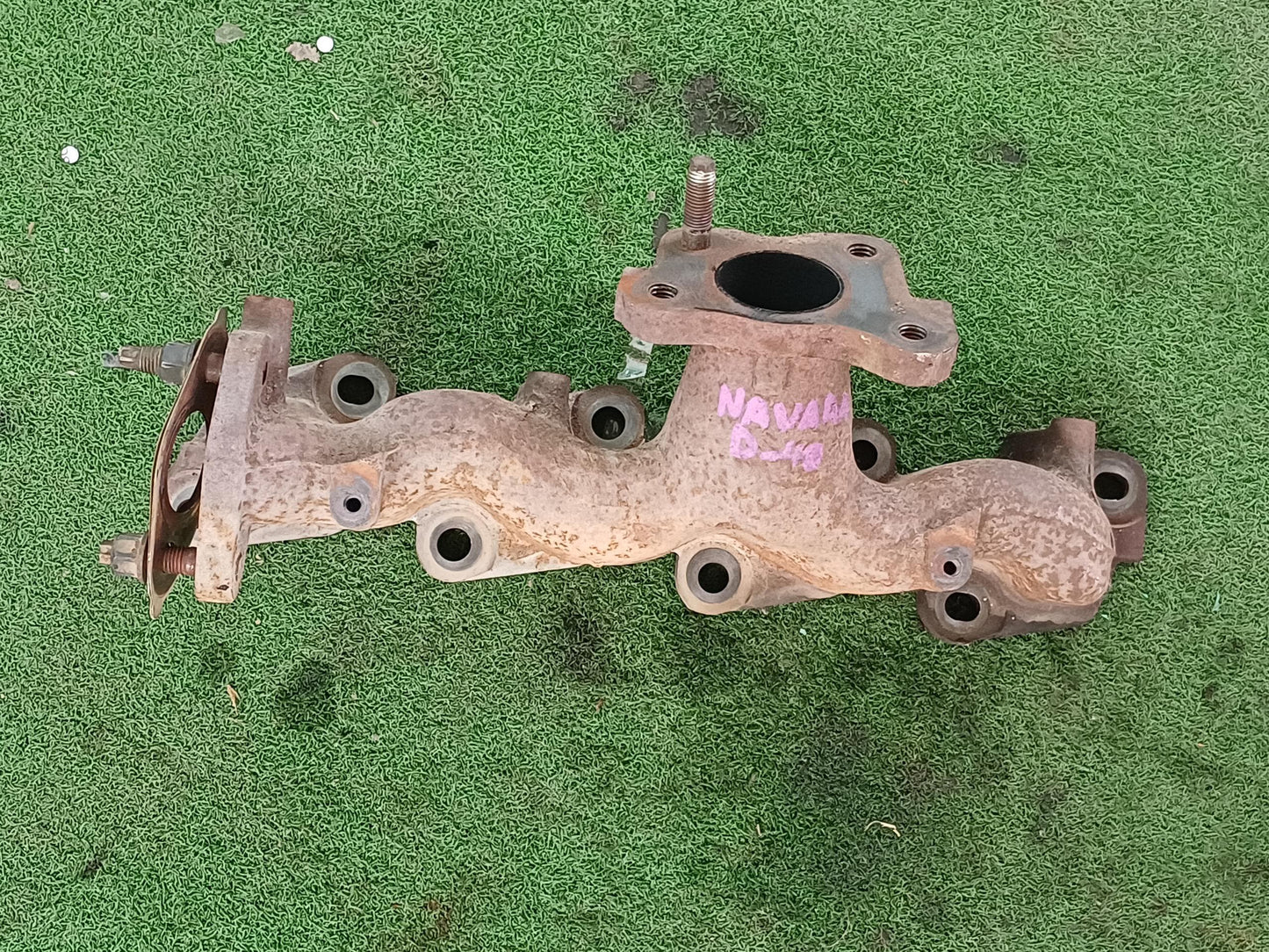 NISSAN NAVARA D40 EXHAUST MANIFOLD (U) [EM001]