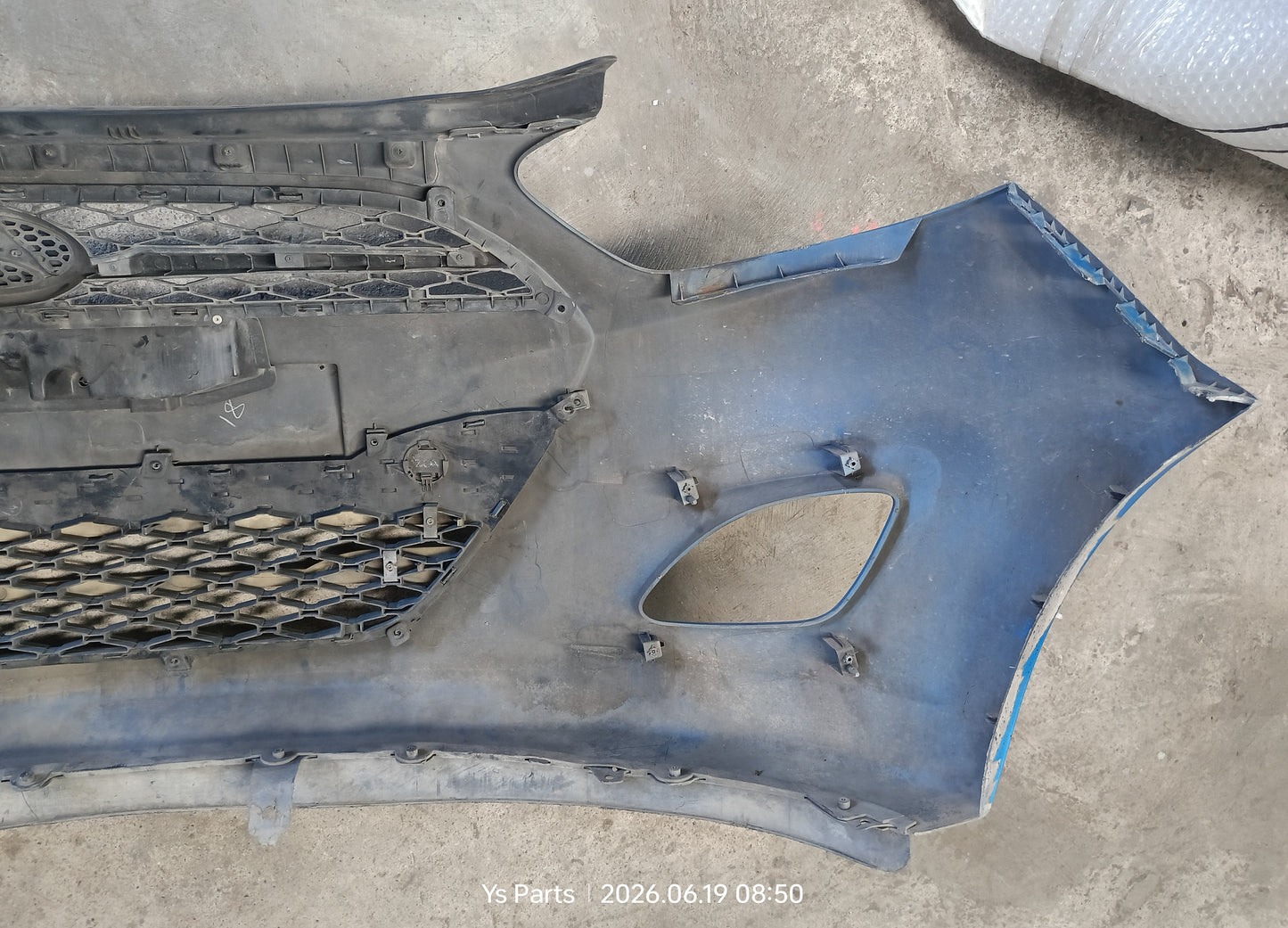 HYUNDAI I-10 FRONT BUMPER COMPLETE BLUE (FB00027)