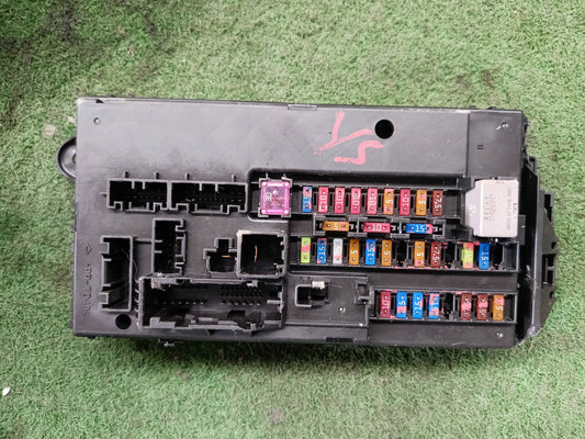 TOYOTA AVANZA FUSE BOX (82800-BZ080)