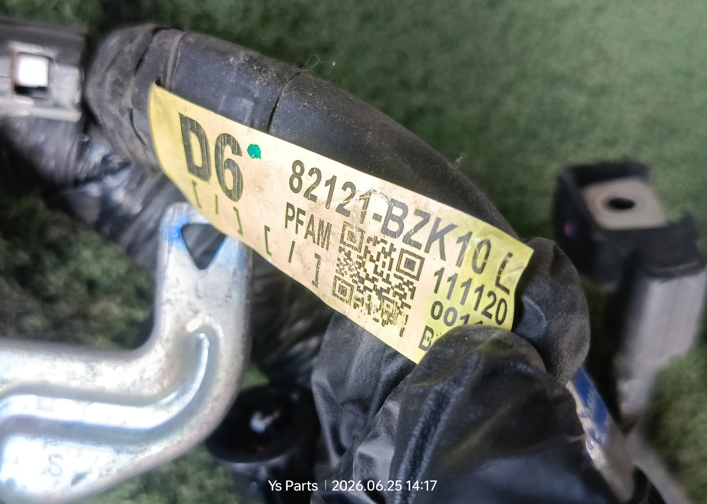 PERODUA ARUZ ENGINE WIRING (82121-BZK10 L)