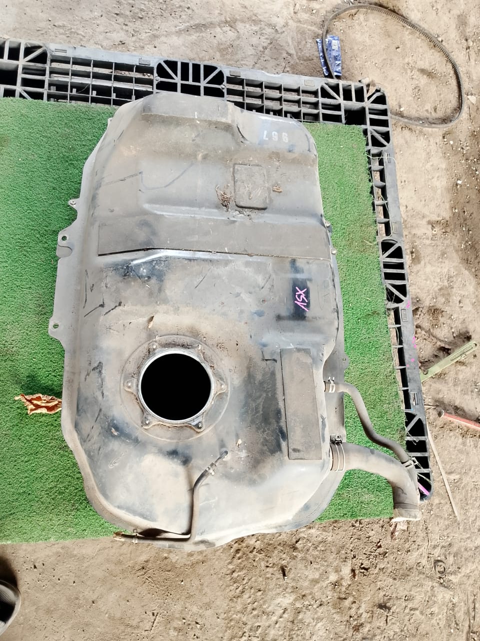 MITSUBISHI ASX FUEL TANK (FT00006)