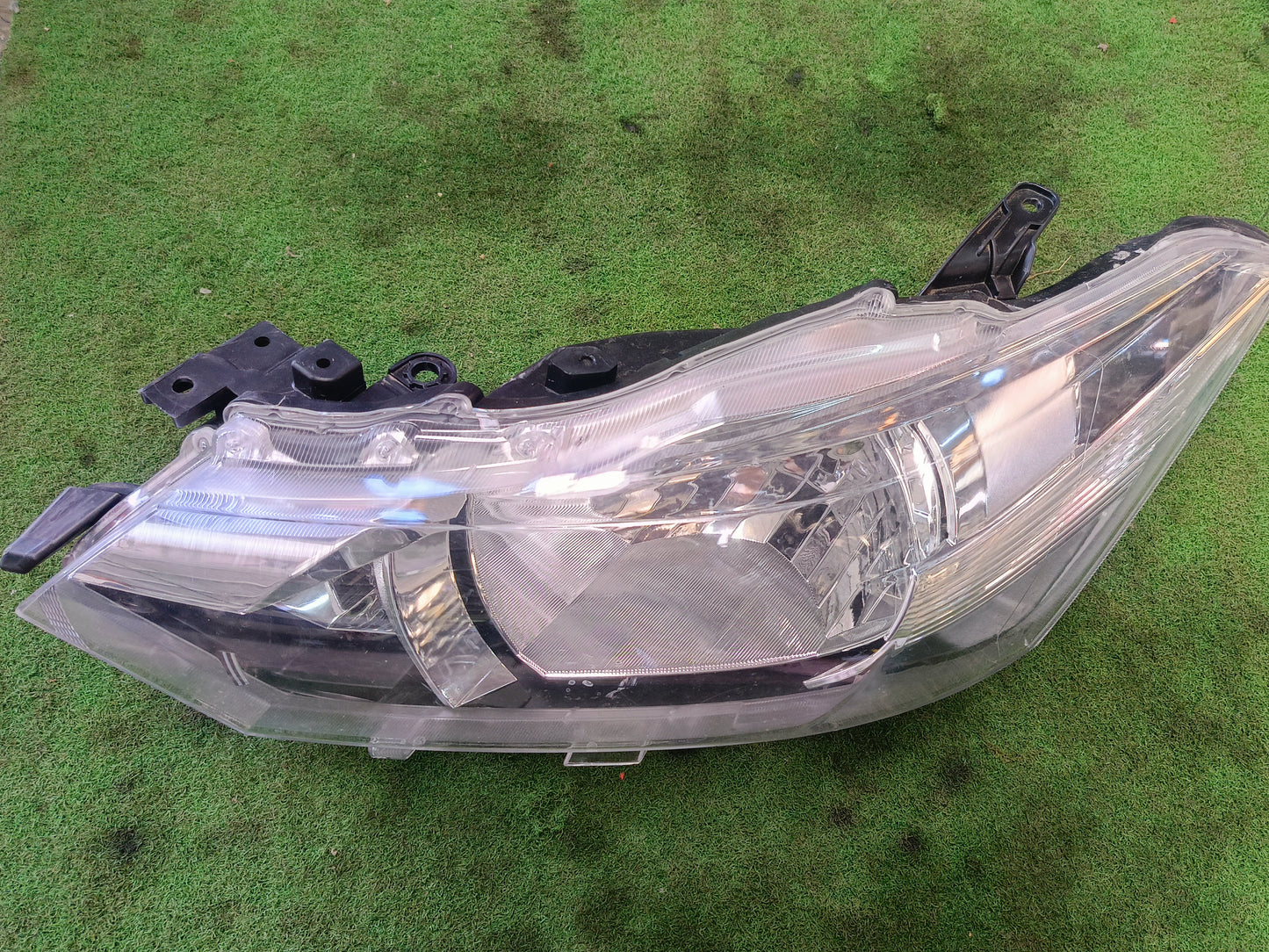TOYOTA VIOS NCP150 HEAD LAMP LH THAILAND (HL0052)