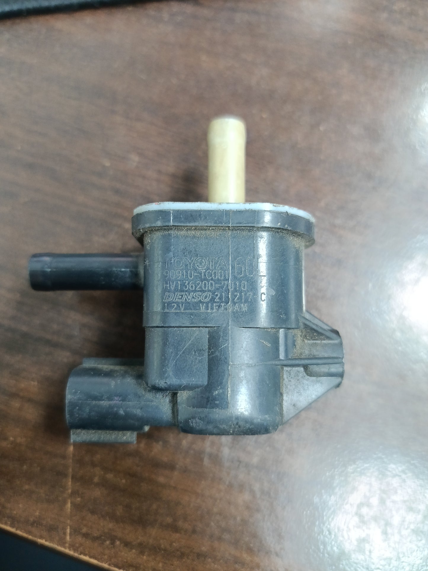 TOYOTA VIOS NCP150 VACUUM VALVE SENSOR (90919-TC001)