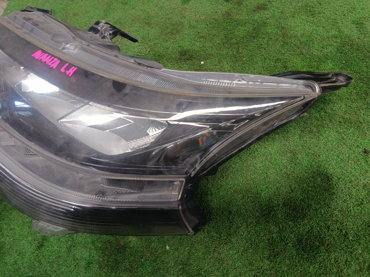 TOYOTA AVANZA 2019-2020 HEAD LAMP LH (HL0108)