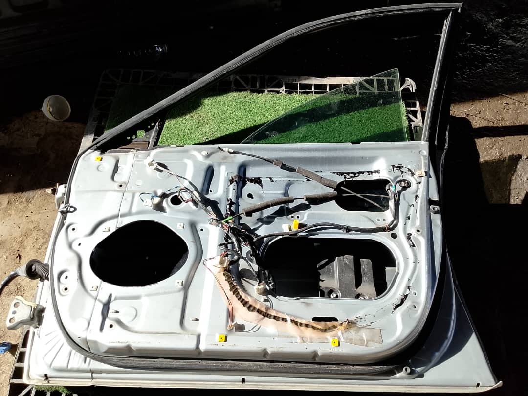 TOYOTA CAMRY DOOR PANEL FRH KOSONG (DP00272)