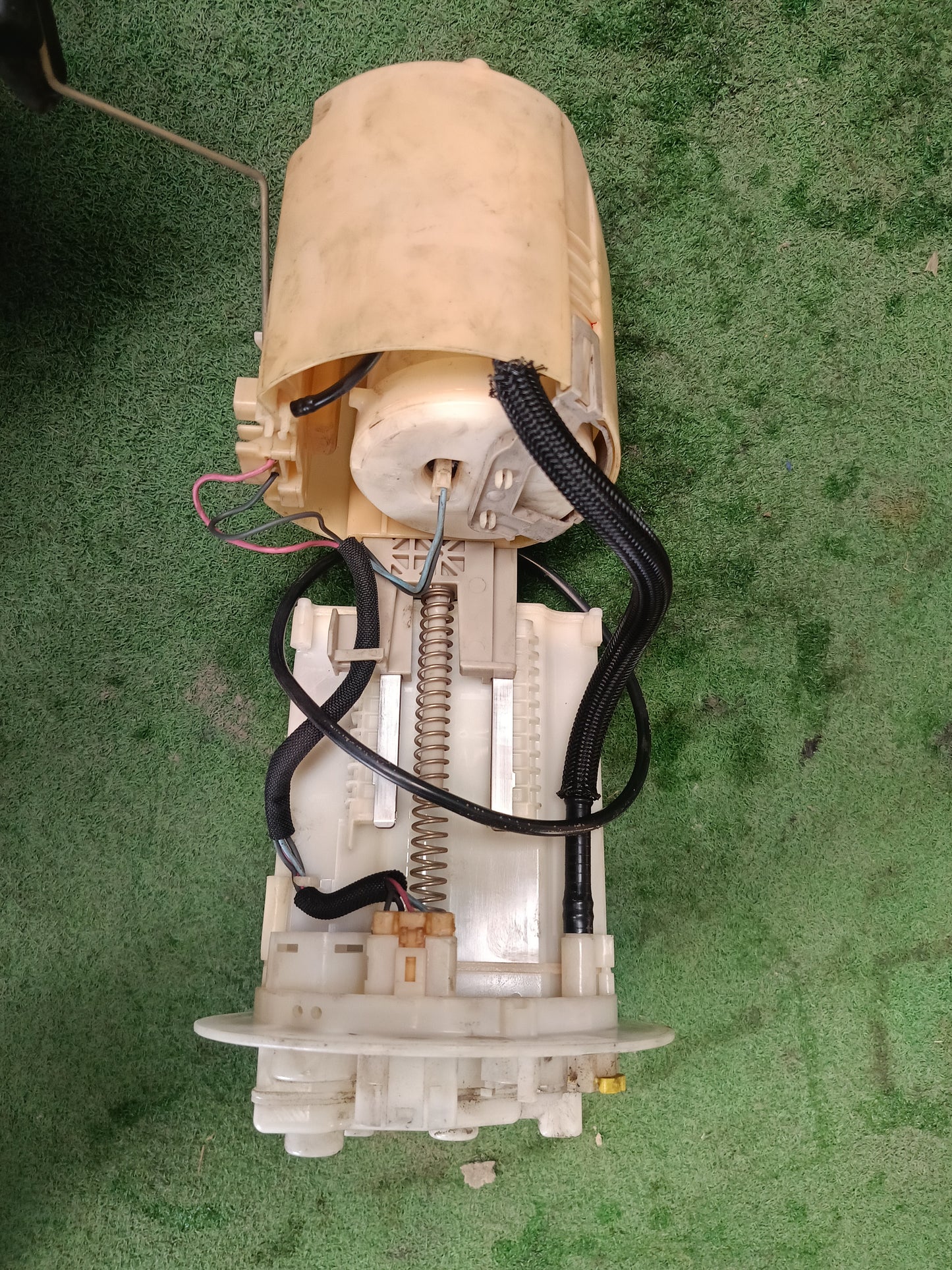 TOYOTA PRIUS FUEL PUMP (77704-47060)