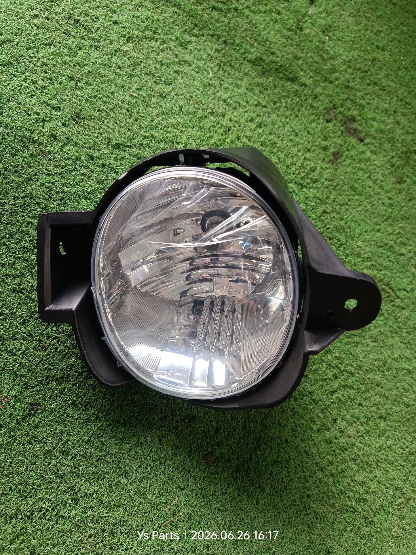 TOYOTA HILUX VIGO (KUN26) 2011 4DOOR FOG LAMP LH NEW (TYN07K-403AA- LNNX)