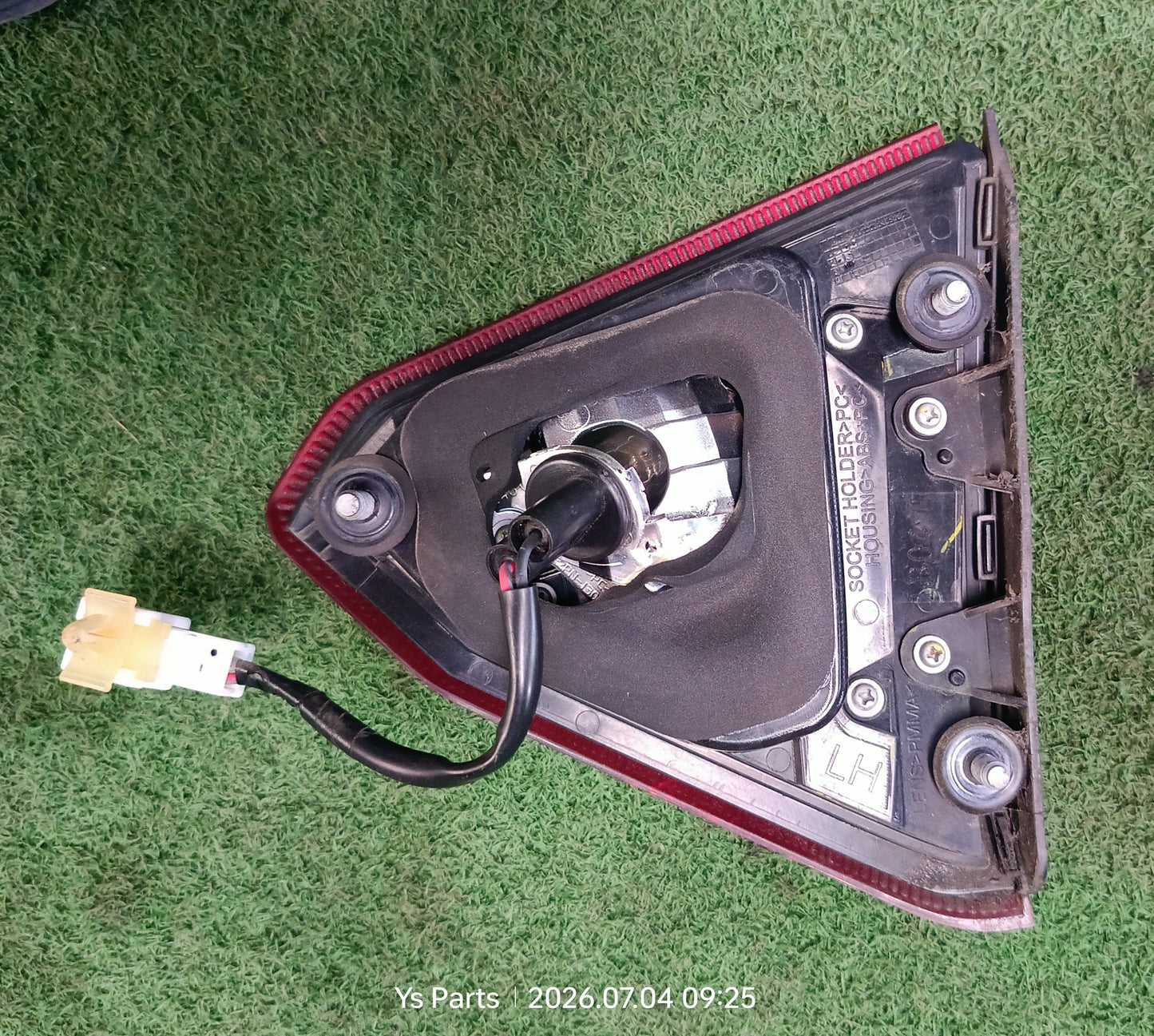 PROTON SAGA VVT TAIL LAMP LH (PW952987)