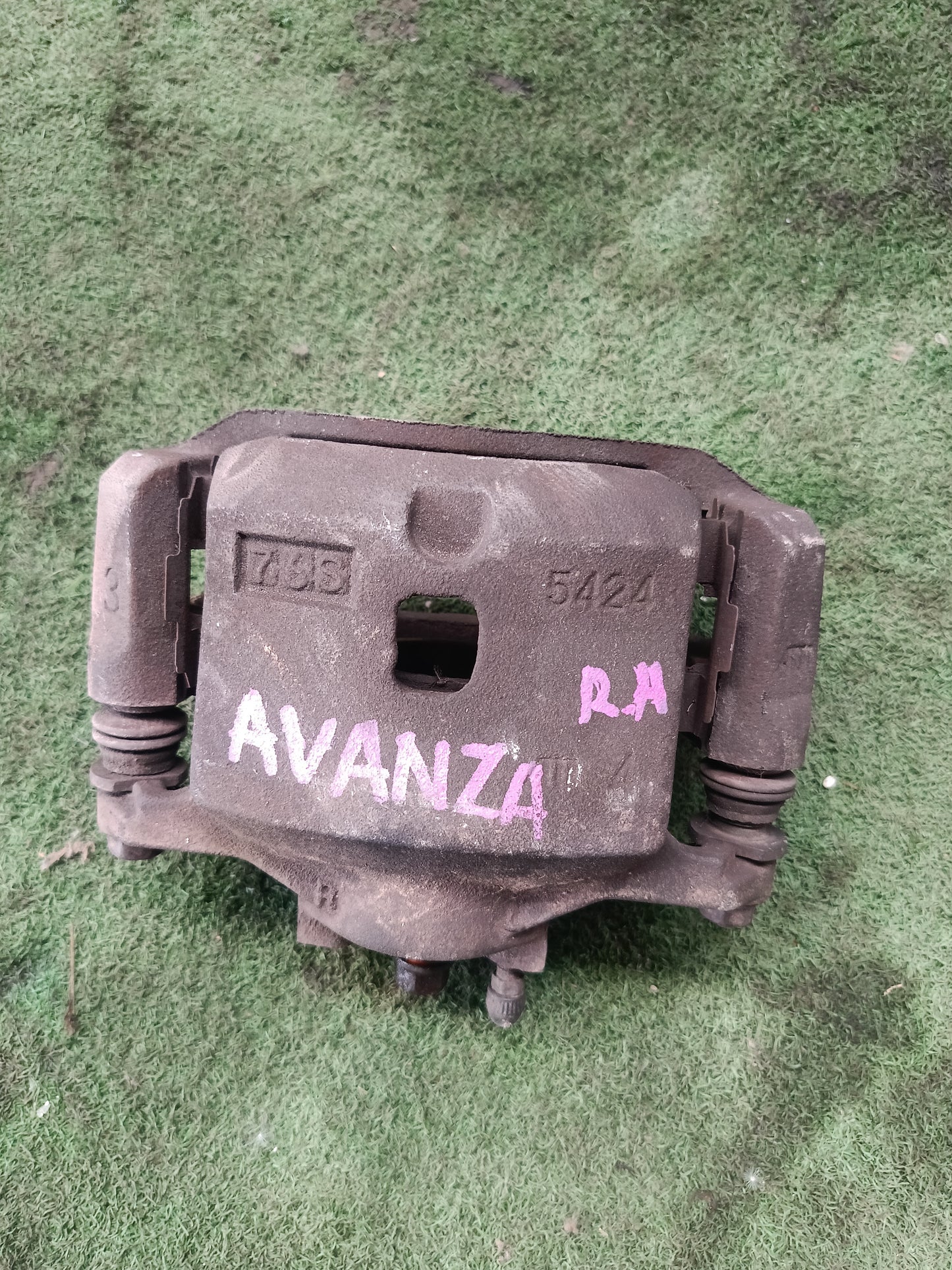 TOYOTA AVANZA BRAKE CALIPER RH (BC140)
