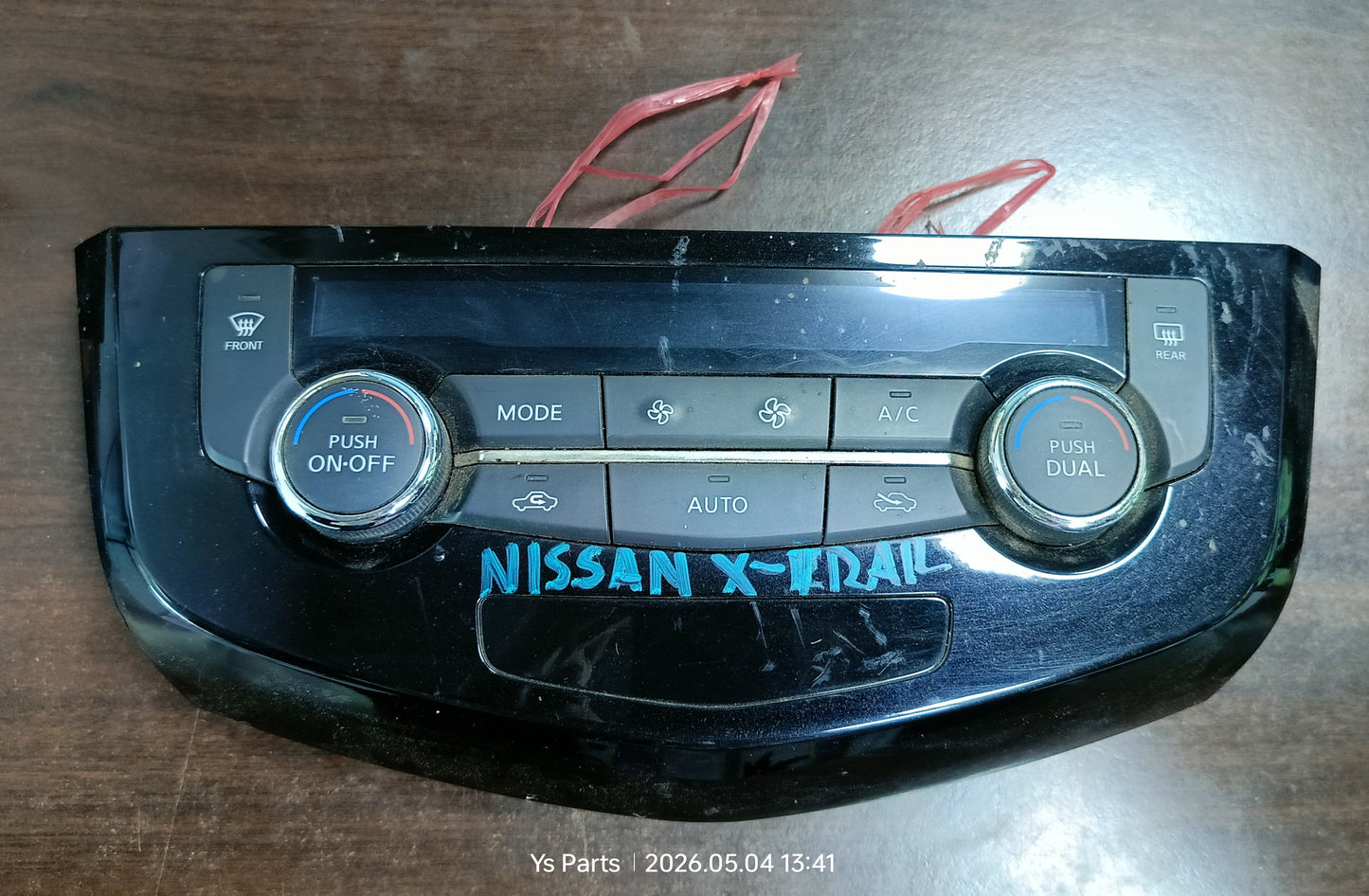 NISSAN X-TRAIL AIRCOND SWITCH PANEL (27500-4BA1A)