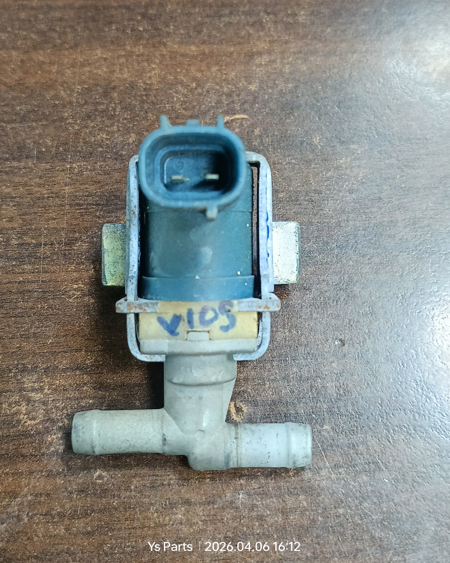 TOYOTA VIOS NCP42 VACCUM VALVE (90910-12202)
