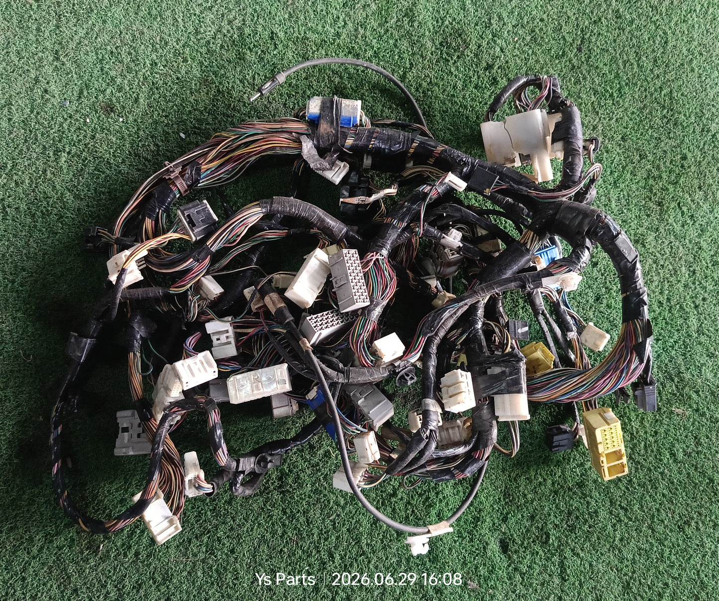 TOYOTA HILUX VIGO LOWER WIRING (WRG0062)