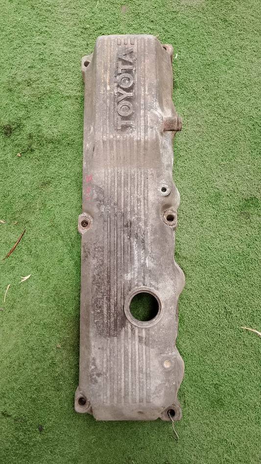 TOYOTA DYNA 14B VALVE COVER (VC00025)