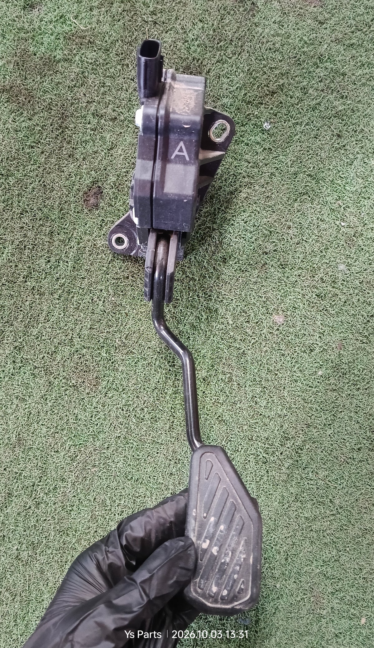 PERODUA ATIVA PEDAL SENSOR (78110-BZ120)