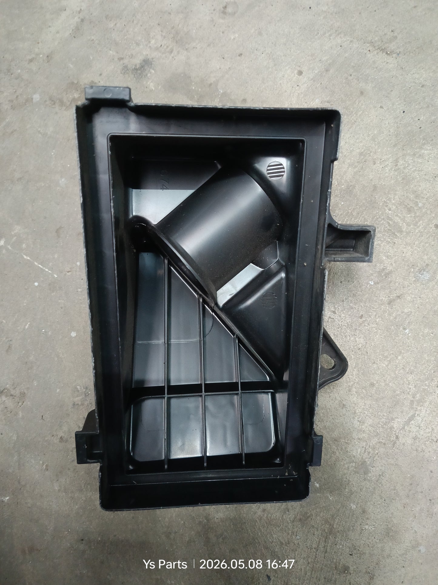 PERODUA BEZZA AIRBBOX TOP COVER (17700-BZ180) (2)