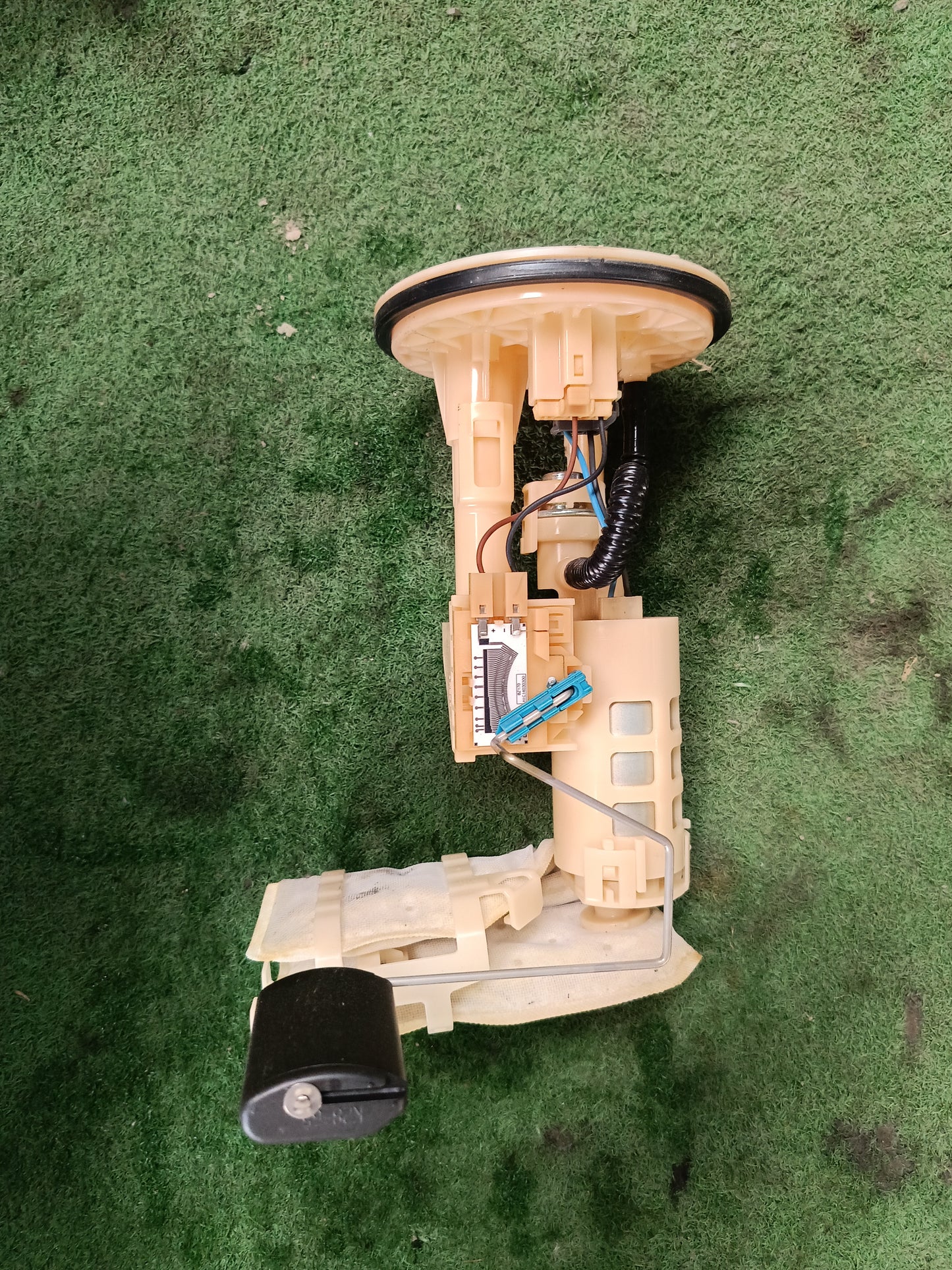 PERODUA BEZZA FUEL PUMP (FP00001)