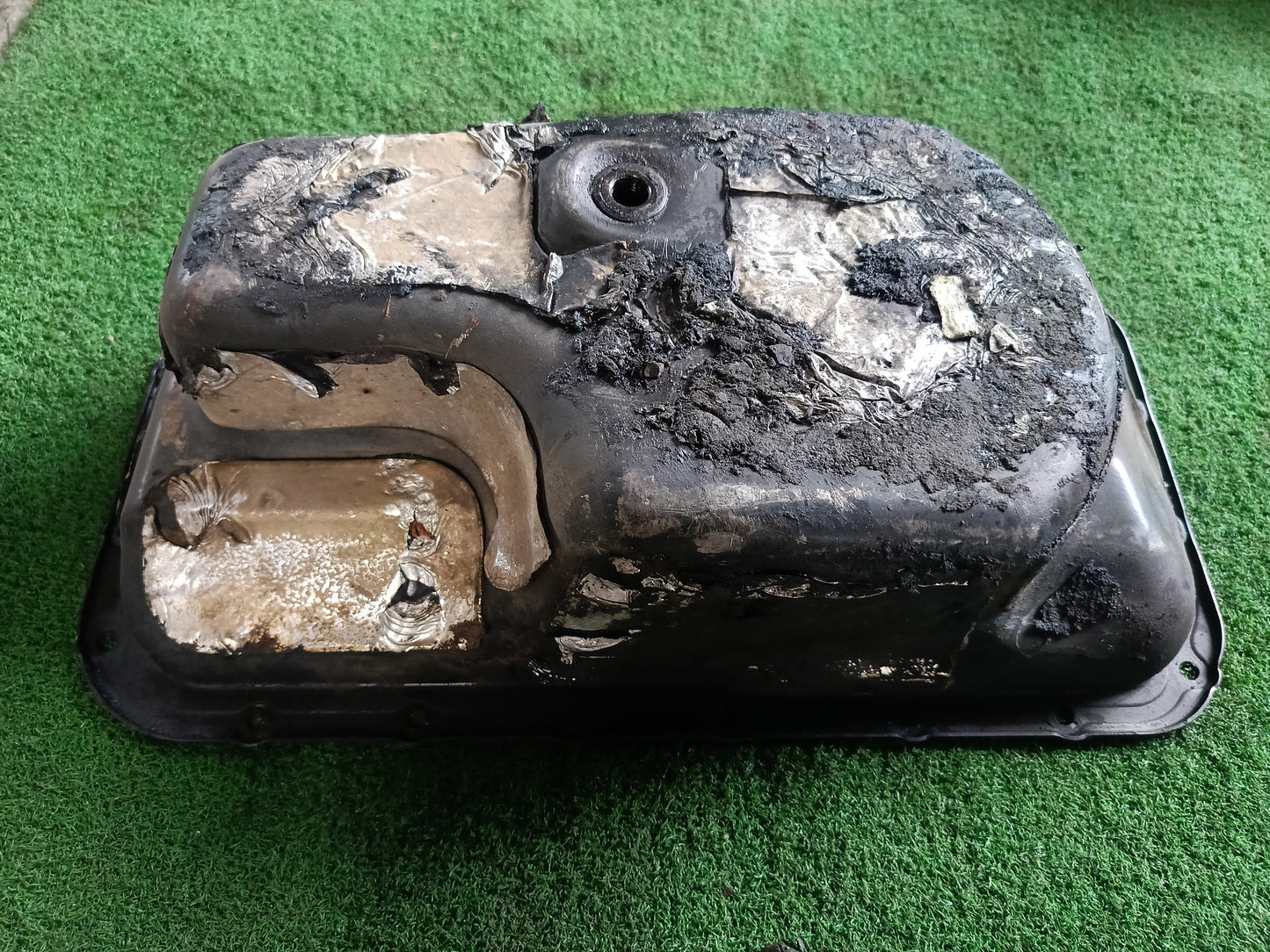 NISSAN URVAN OIL SUMP (OSP00012)