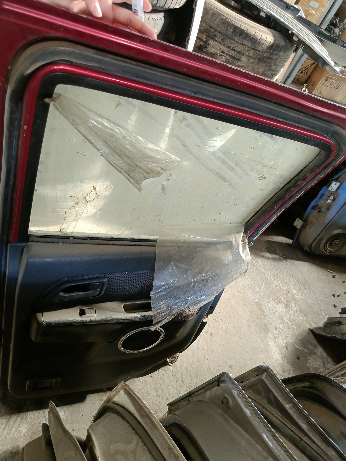 ISUZU DMAX ITEQ DOOR PANEL RRH COMPLETE RED (DP00308)