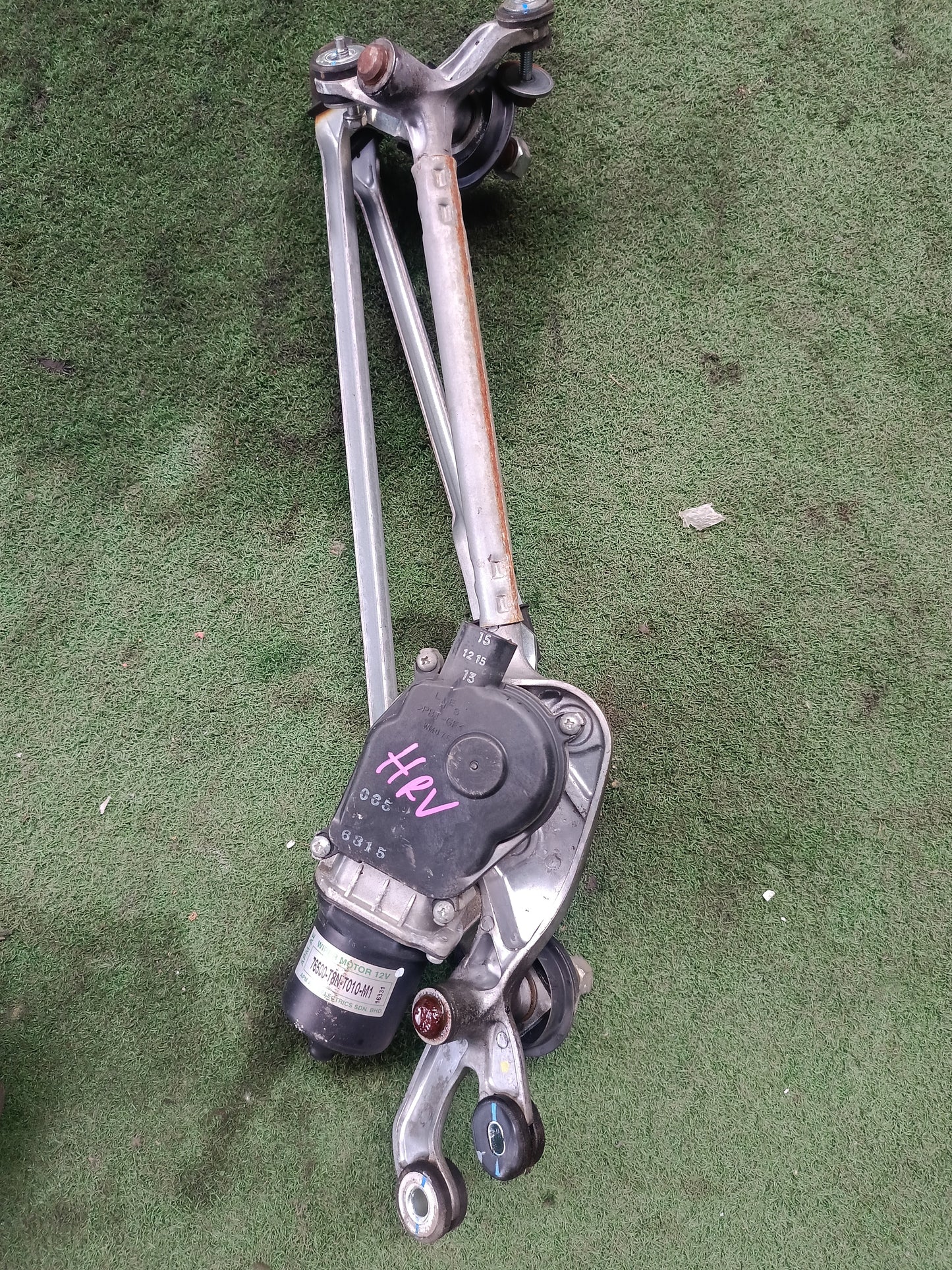 HONDA HRV WIPER MOTOR (76500-T8N-T010-M1) (2)