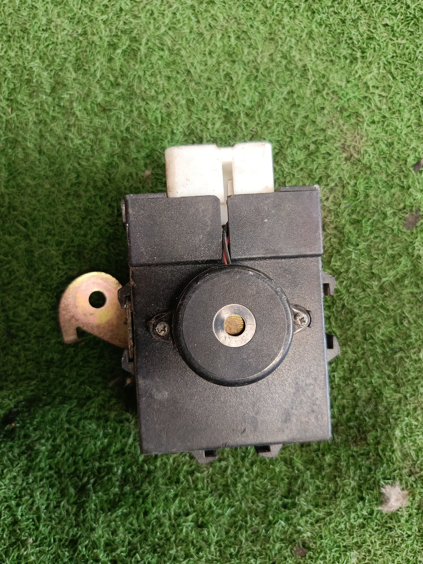 PERODUA MYVI REAR REVERSE SENSOR ECU (89340-BZ100)